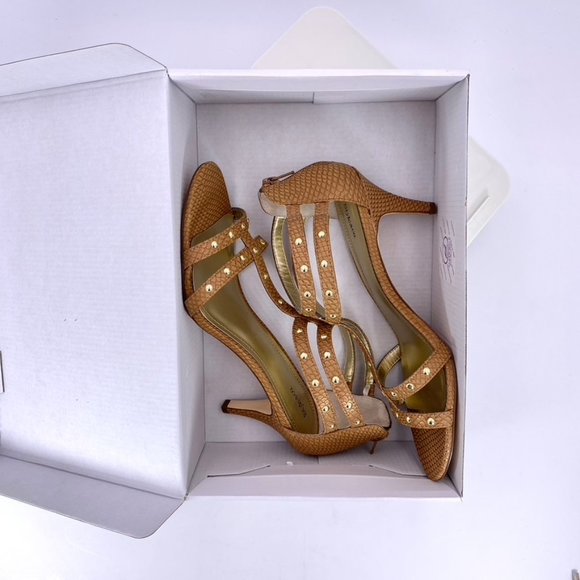 STYLE & COMPANY 9.5M LEVINE 3 INCH METALLIC CAMEL BROWN STUDDED STILETTOS - Picture 4 of 12